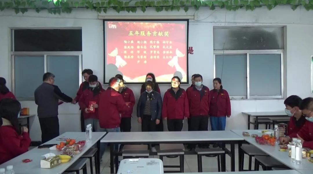 冠科集團(tuán)隆重召開(kāi)2021年會(huì)盛典—立足新起點(diǎn)，勇攀新高峰